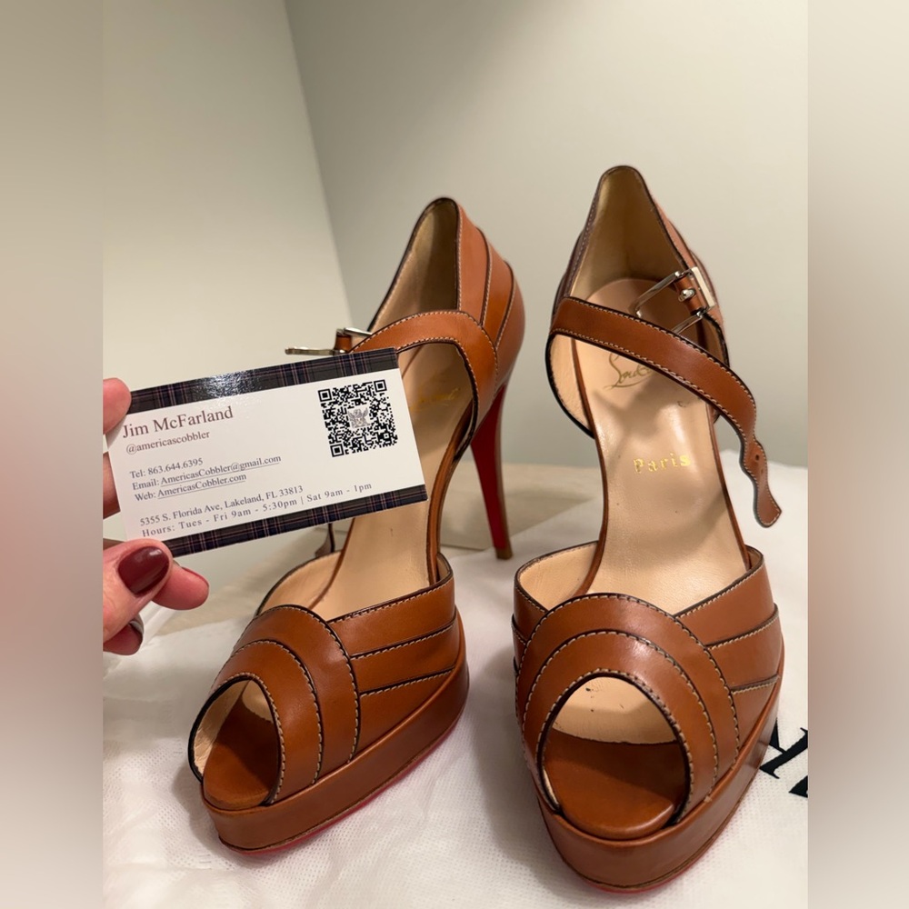 *EUC* sz 9.5/41 Christian Louboutin D’Orsay Pumps Re-Soled w/ new taps! Peep Toe - Picture 8 of 11